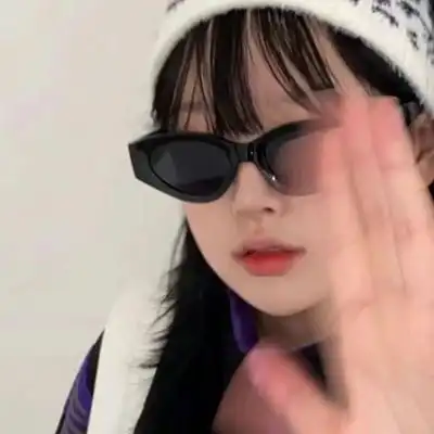 你会遇到比我有趣的人,然后在黄女生头像我要个性网