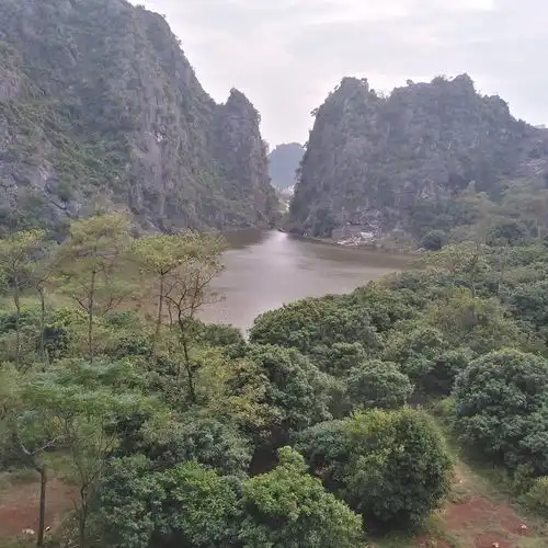 拍一下玉林市将军寨秀丽的山水风景