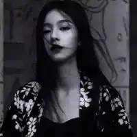 伤心女生头像高冷黑白女