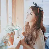 清爽女生夏日街头头像我就是我