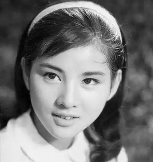 日本投降后,遗留东北的12万日本女人去哪了难怪日本只字不提