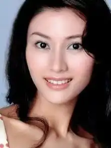 杨幂花了上千万才只有6分为什么郭采洁能轻松被评为9分美女