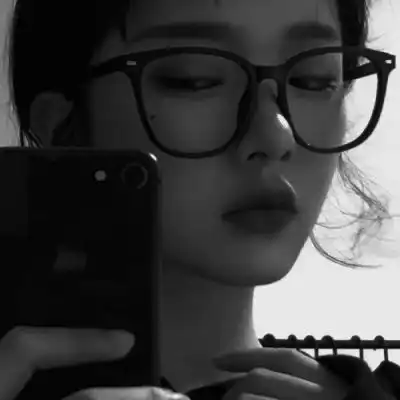 林知晚暗色系模糊意境女头女生头像我要个性网