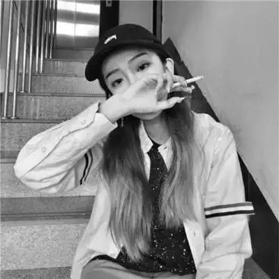 丧的头像女生真人霸气冷酷无情头像女