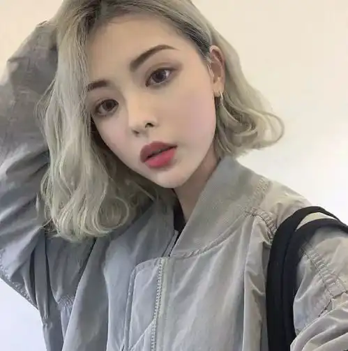 最红短发发型
