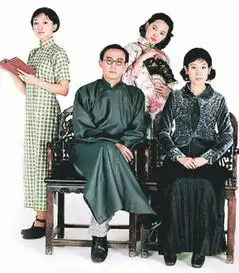 黄磊绯闻盘点贾静雯传暧昧短信伊能静半夜敲门遭拒