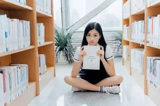 美女欣赏图书馆气质美女清纯养眼图片