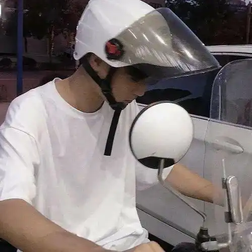头像男高质量自由港风精