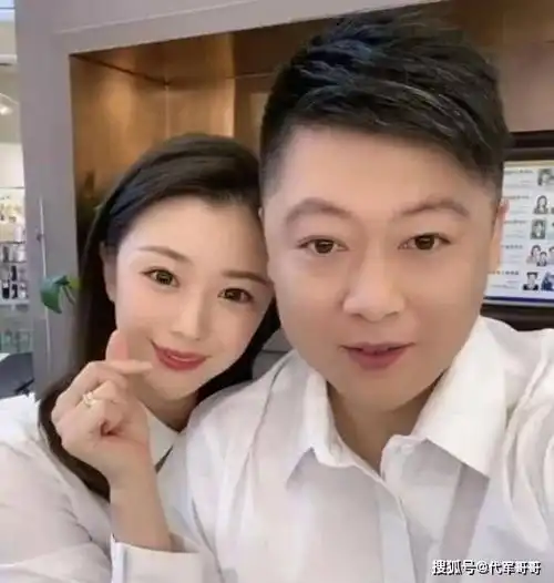 赵本山力捧的徒弟,娶小12岁美女很幸福,如今却被曝拖欠员工工资
