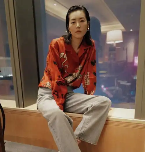 头像高清女生图片高级感