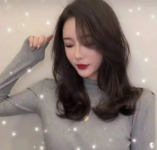 大圆脸方脸女生福音几款时髦发型了解下,显瘦可不止一点