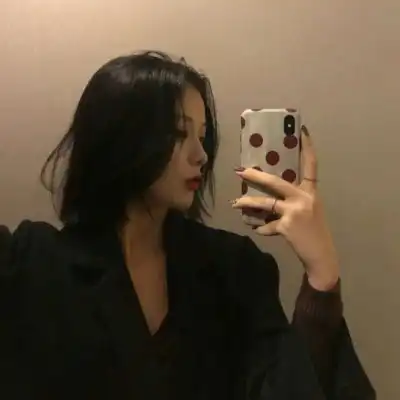 苏瓷高冷个性女头御姐成熟个女生头像我要个性网