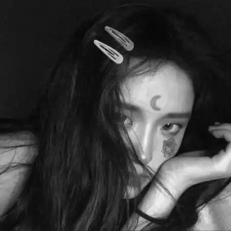 qq头像女生黑白酷女生头
