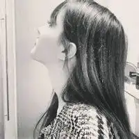 解释太多我倒不如沉默黑色头像