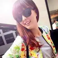 美女照片头像女生唯美清纯微信头像图片大全