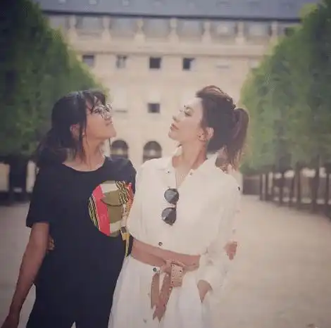 贾静雯女儿被人威胁还未成年,陌生人扬言用照片毁她生活