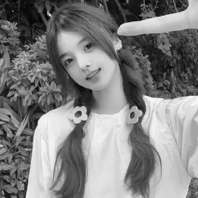 黑白头像女唯美高清图片