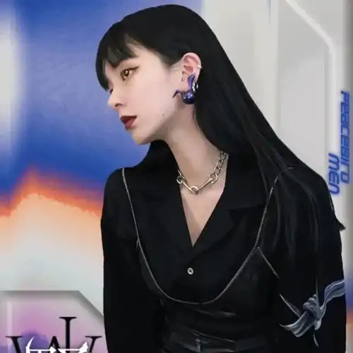 头像十二月换一张新的微信头像吧