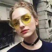 很潮的头像女欧美比较潮的女生头像