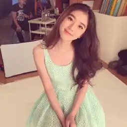 美爆了16岁明朗少女成广告女神组图