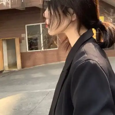 头像女长发背景女神你值
