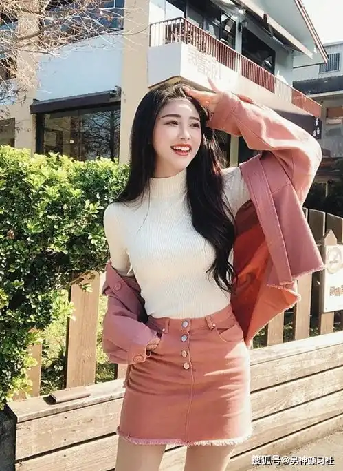 台湾少女版林志玲五官精致甜美可人台式小女人搭配风