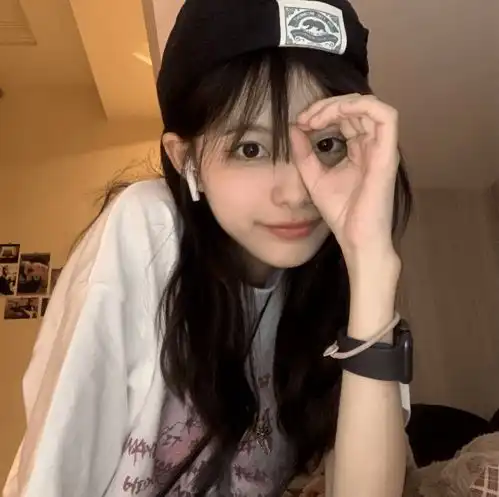 女生头像原来把所有人都推远以后