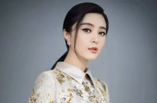 为什么身边有的桃花很旺的女生却并不是特别漂亮