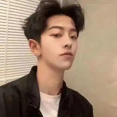 励志的头像男成熟稳重面相