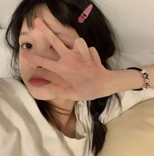 温柔甜美女生头像发型