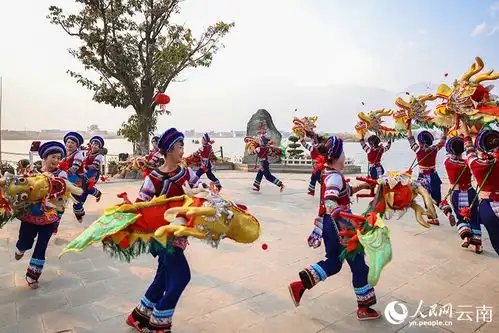 龙年新年头像女板凳龙