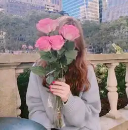 女生脸上如果有3颗痣,妥妥的旺夫相,难怪异性缘超猛