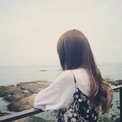 老婆回娘家我独自给女儿洗澡,她说出一句话我整个人傻了