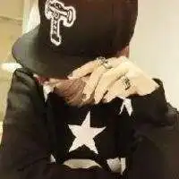 戴帽子背影男卡通头像霸气微信头像图片大全