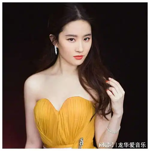 知名女星刘亦菲,现如今身价百亿豪车遍地,为何没有人敢娶她