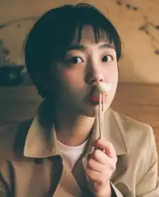今年夏天最流行的清爽短发,瞬间化身小脸美人