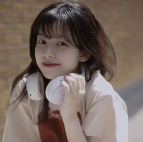 高级感温柔女生头像09