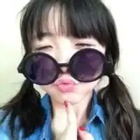 求一组闺蜜头像3女,非主流一点,戴墨镜