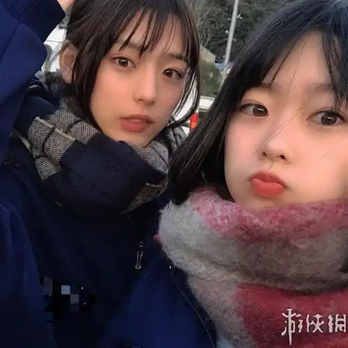 日本16岁美少年私生活照举止可爱行为风格更像女孩