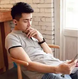 2016学生男生流行发型
