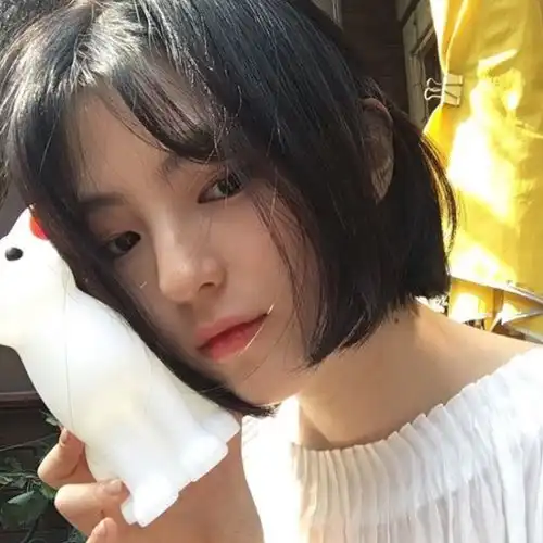 感觉女票没那么爱你若她有这3个表现,小老弟就别再付出了