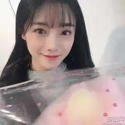 lpl最新美女主持美照闪亮大眼睛长发披肩气质如兰