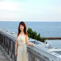 风景头像女中年