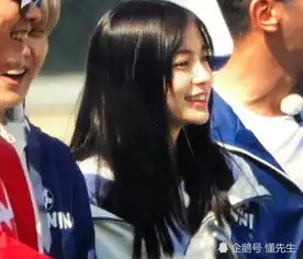 baby跑男新造型清纯似学妹,让人看了不忍直呼放学你别走