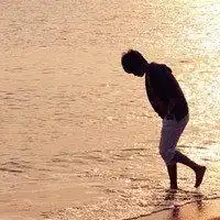 求几张夕阳西下,断肠人在天涯有帅帅男生这种感觉的图片作qq头像