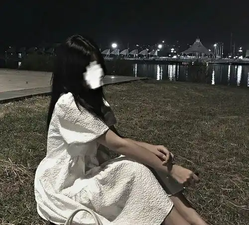 单身女生专用真人头像