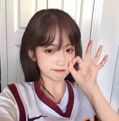真人女头小众漂亮短发头像