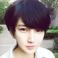 qq头像欧美短发女生