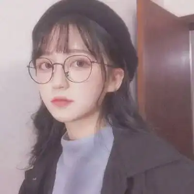 戴眼镜美女头像短烫发日