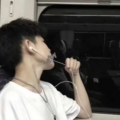 qq头像女生霸气高冷范黑